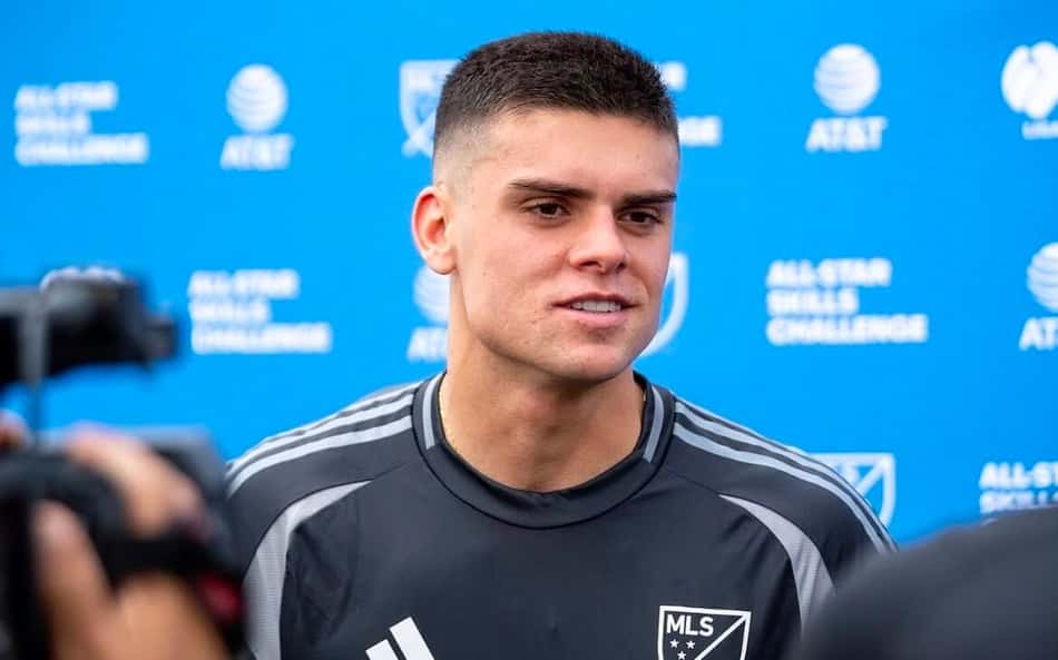 Perto do Cruzeiro, Gabriel Pec já superou Messi em estatística na MLS; conheça trajetória do atacante