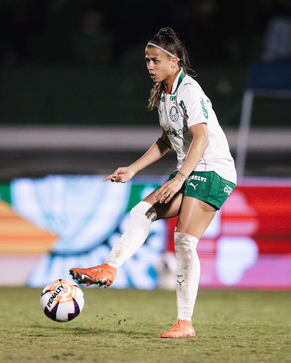 Gi Campiolo em ação pelo Palmeiras