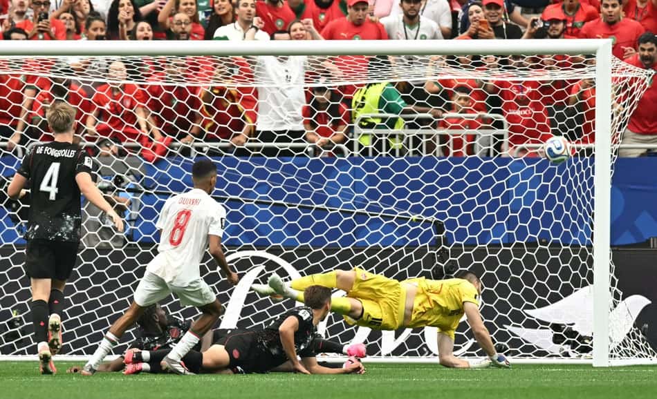 gol de Marrocos (Photo by Paul ELLIS / AFP)