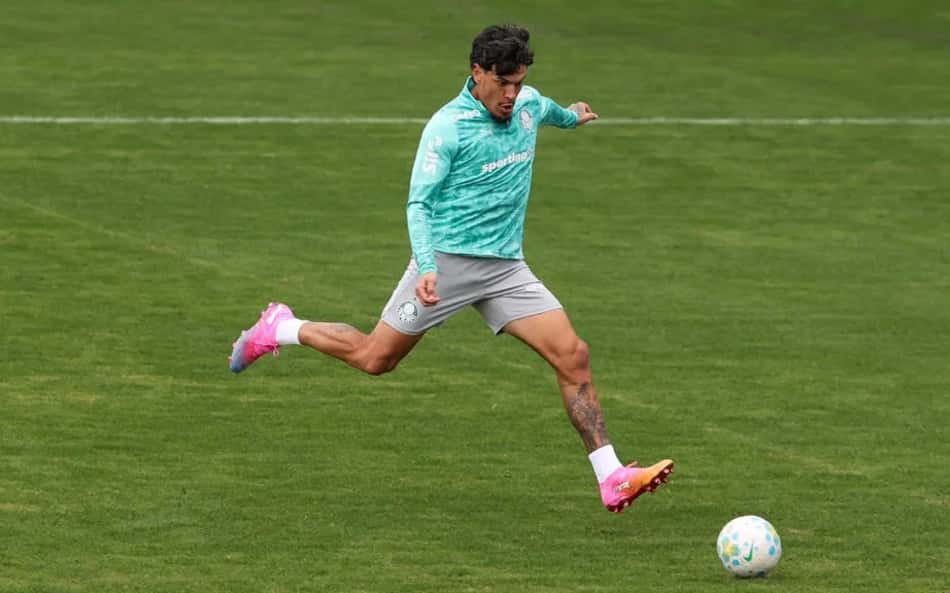 Palmeiras reforça elenco em intertemporada com retorno de trio paraguaio