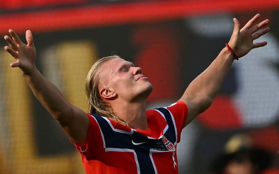 Já imaginou? Hoje rival, Haaland poderia jogar pela Inglaterra na Copa