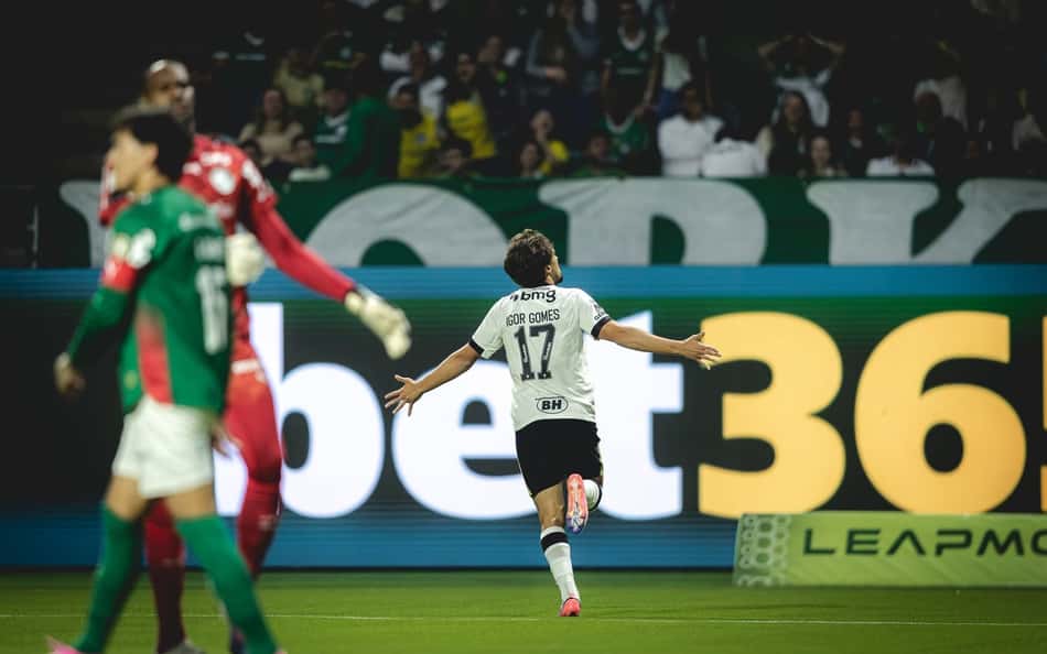 Igor Gomes em Palmeiras x Atlético (Foto: Pedro Souza / Atlético)