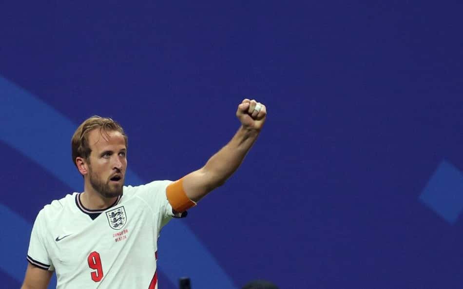 Harry Kane em ação durante Inglaterra e República Democrática do Congo pela Copa do Mundo. (Foto: Odd ANDERSEN / AFP)