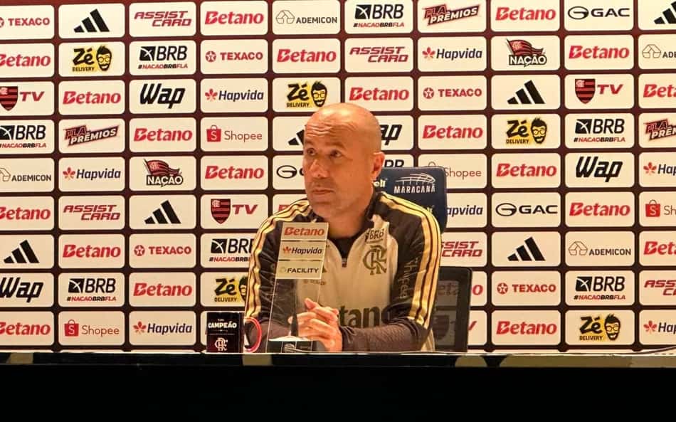 Leonardo Jardim durante entrevista coletiva após empate entre Flamengo e São Paulo