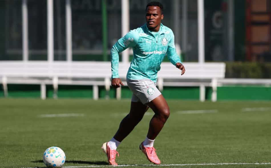 Jhon Arias volta, e Palmeiras segue preparação para o retorno do Brasileirão; saiba como foi