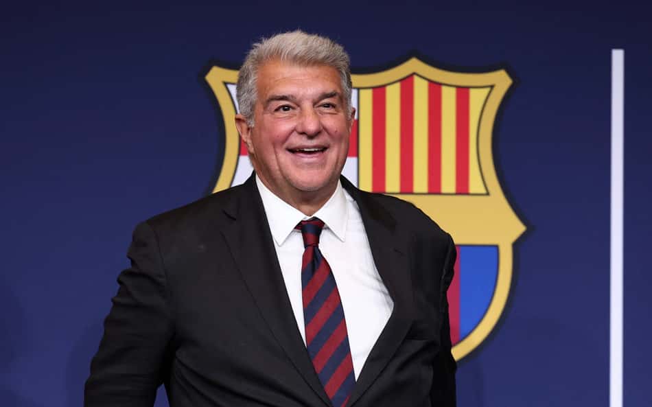 Joan Laporta foi reeleito presidente do Barcelona (Foto: Josep LAGO / AFP)