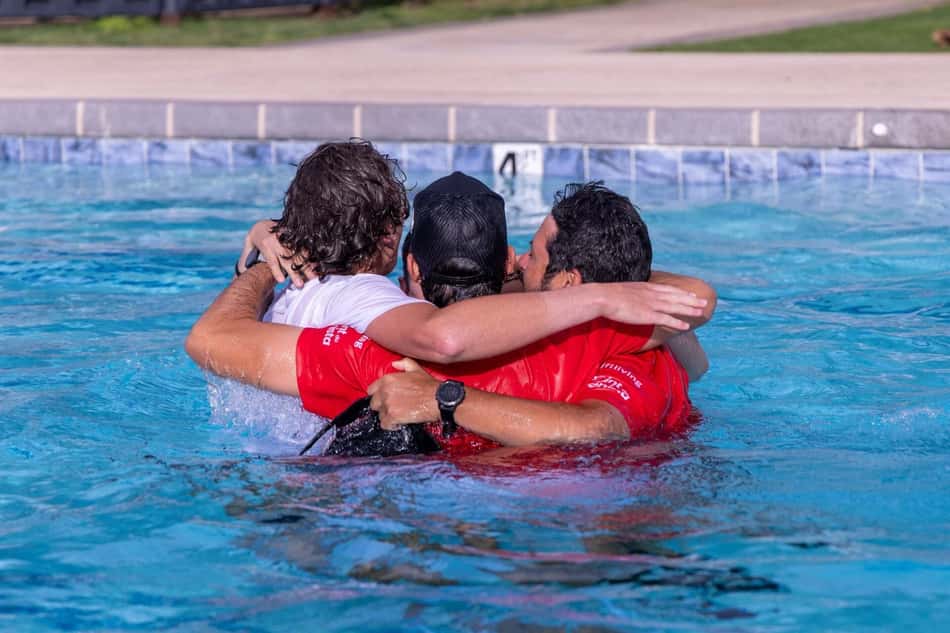 João Fonseca comemora com sua equipe o título do Challenger de Phoenix
