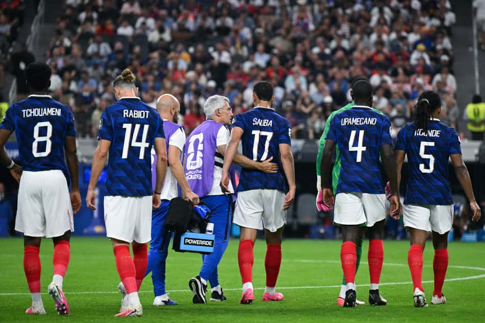 Jogadores da França contra Espanha na Copa