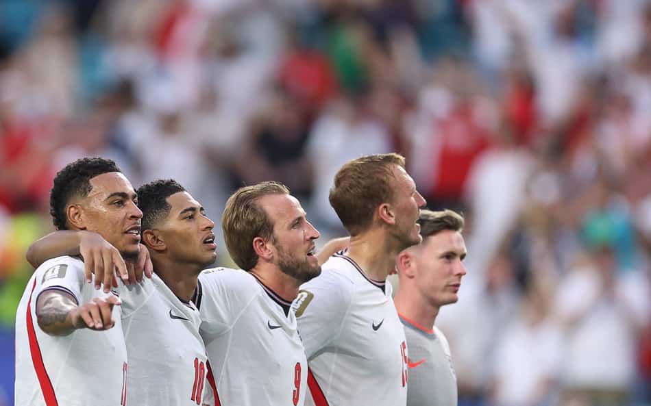 Wonderwall: o que diz a letra do hit que embalou a campanha da Inglaterra na Copa?
