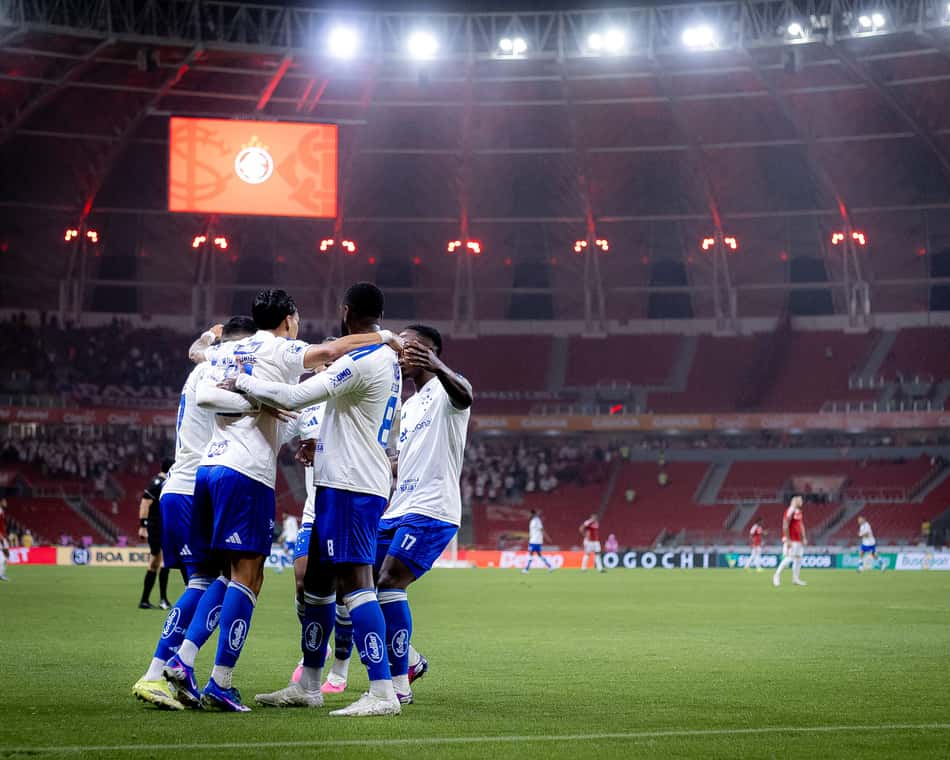 Jogadores do Cruzeiro comemorando
