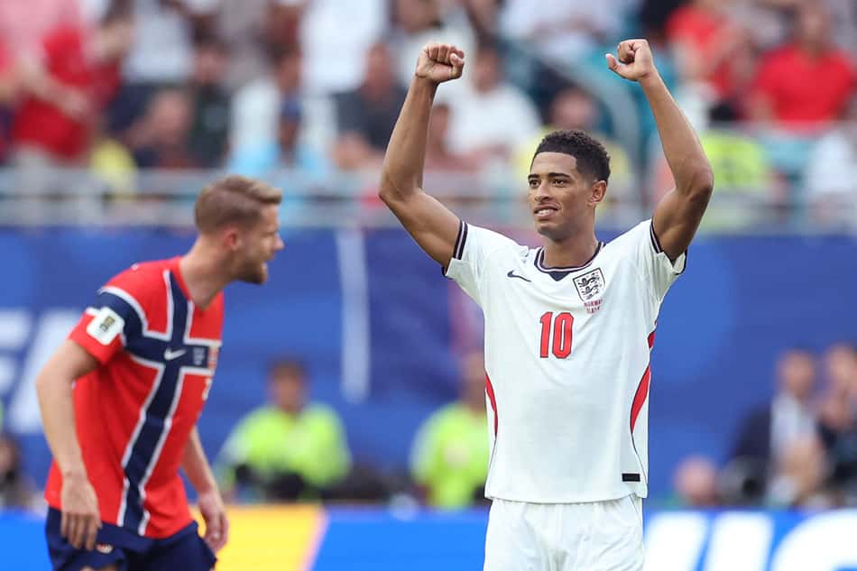 Jude Bellingham comemora seu segundo gol em Noruega x Inglaterra pela Copa do Mundo de 2026