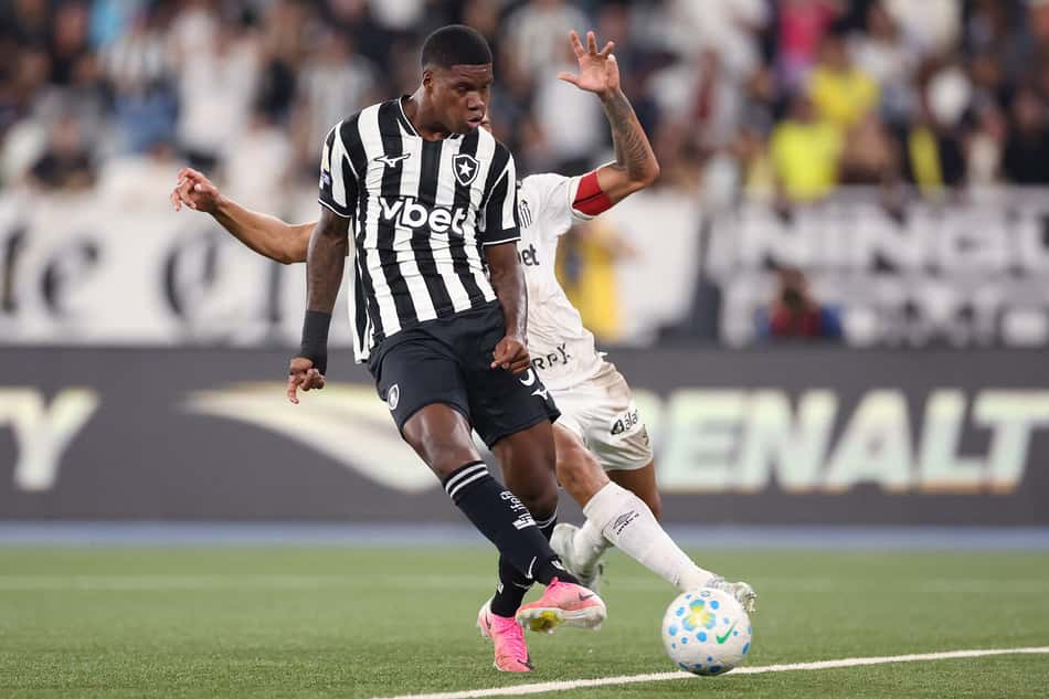 Kadir fez o gol da vitória do Botafogo sobre o Santos