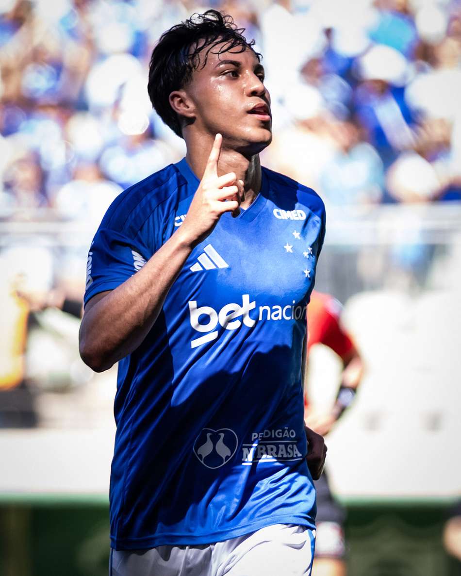 Kaio Jorge comemora gol