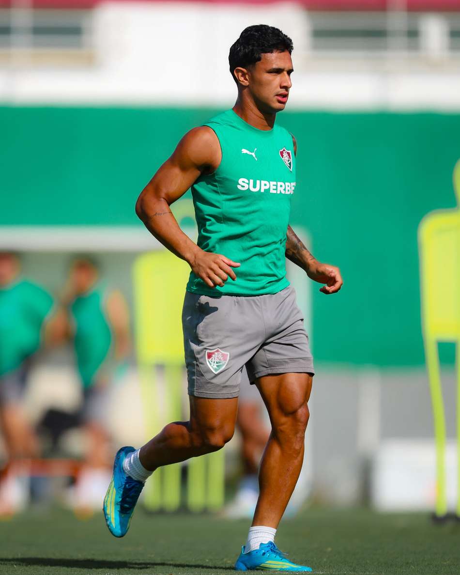 Keven Samuel em treino do Fluminense no CT Carlos Castilho