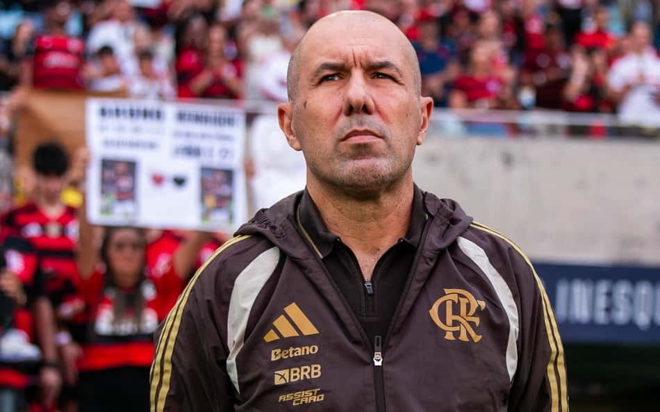 Jardim cita reforços e liga alerta para lesões no Flamengo: 'Nosso plantel não é grande'