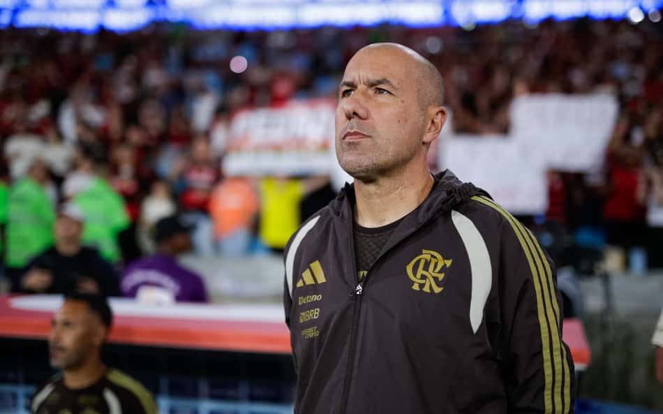 Leonardo Jardim no Maracanã durante jogo do Flamengo