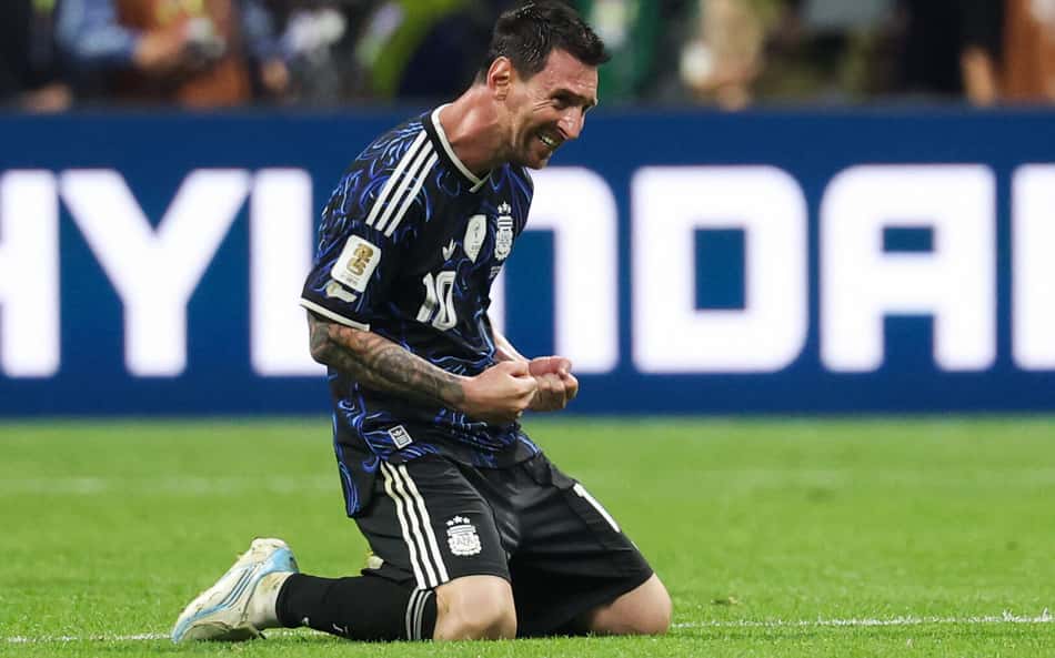 Argentina quebra escrita de 36 anos em Copas do Mundo com vitória sobre Inglaterra