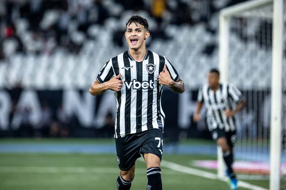 Lucas Emanuel comemora gol em Botafogo x Santos