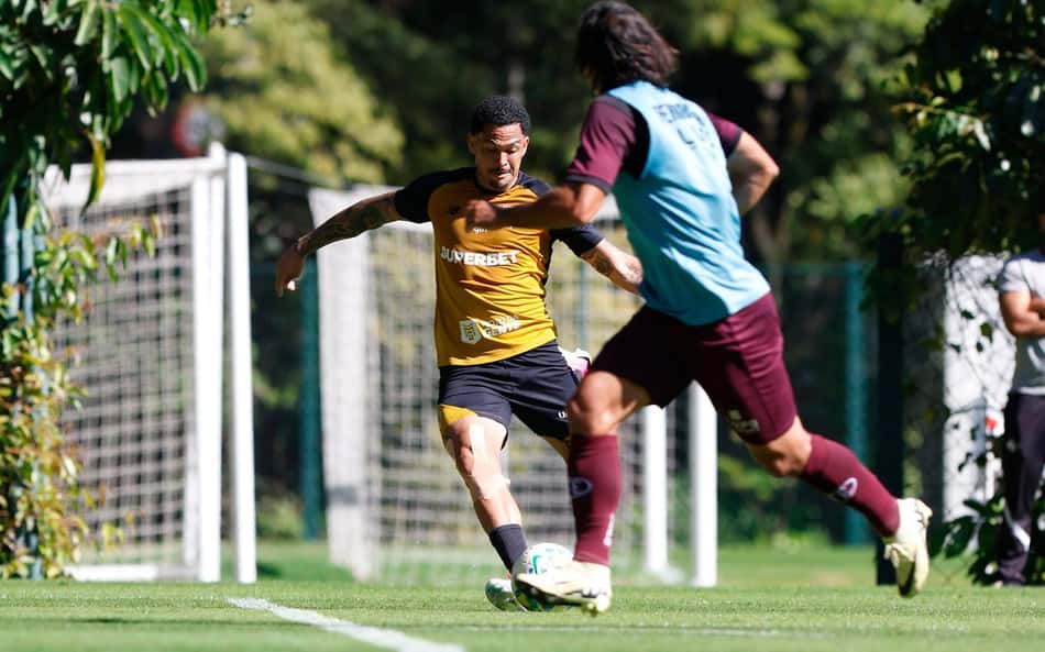 Com gols de Luciano e joia de Cotia, São Paulo vence jogo-treino contra Ferroviária