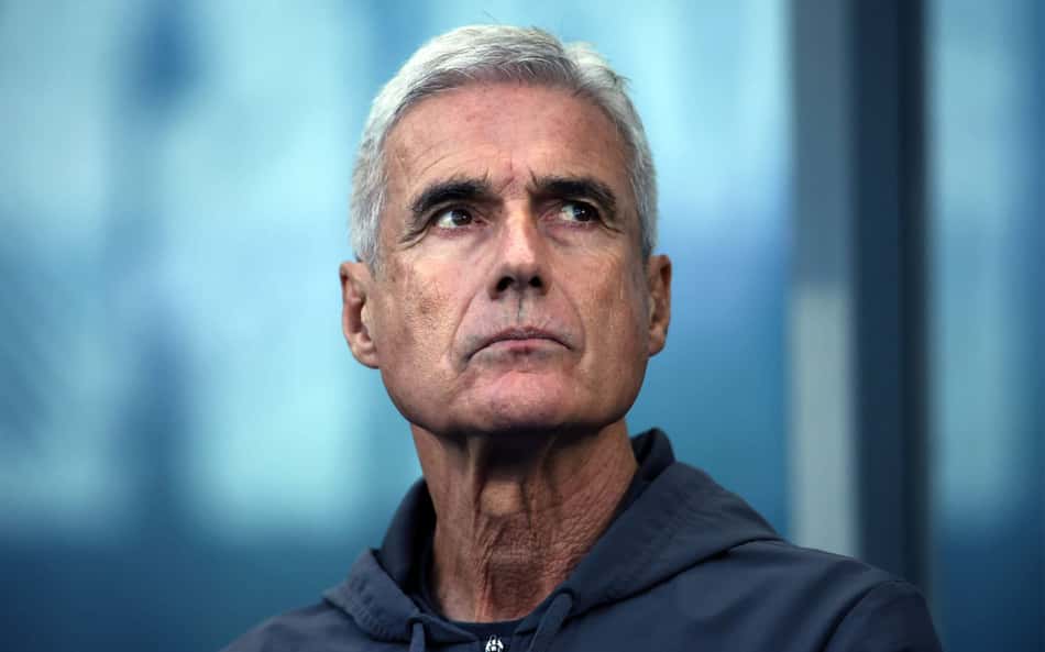 Torcedores do Grêmio mandam recado a Luís Castro após derrota