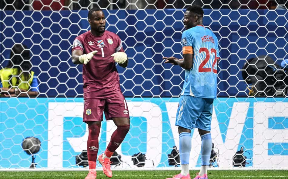 Quem é Lionel Mpasi, goleiro da RD Congo que brilhou contra a Inglaterra na Copa