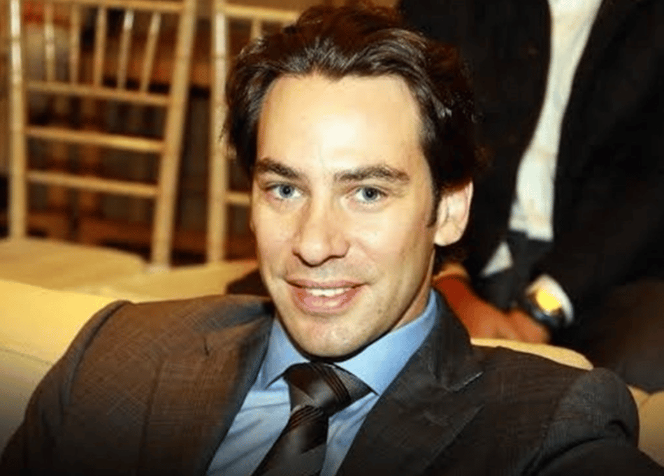 Empresário Marcos Lamacchia posa para foto