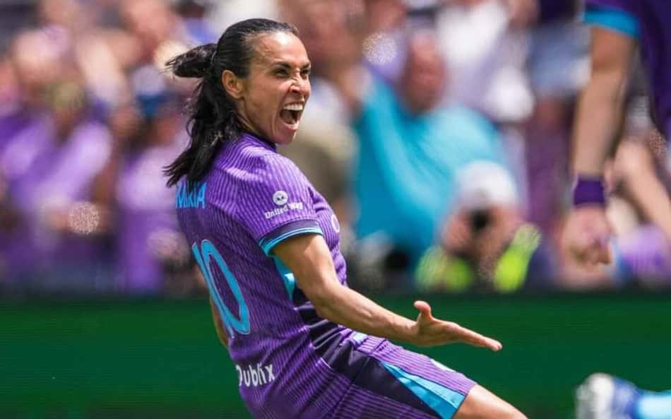 Cabe no seu time? Marta e outras brasileiras aparecem em lista de agentes livres da NWSL