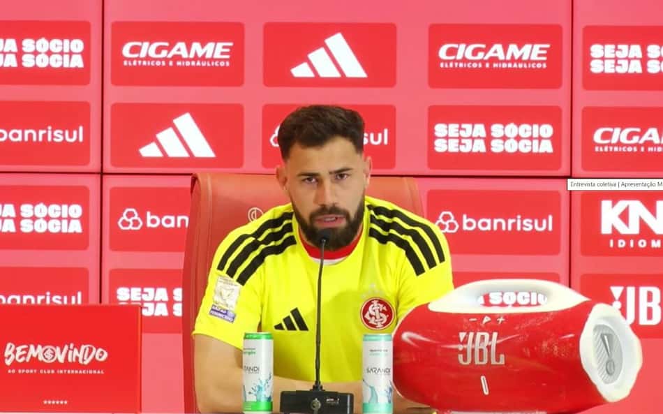 Matheus Cunha em apresentação no Inter