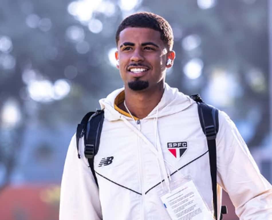 Matheus Ferreira pelo São Paulo