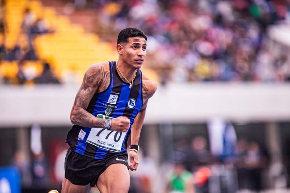 Matheus Lima fez um tempo melhor que o de Piu na semifinal dos 400m com barreiras (Foto: Divulgação / CBAt)
