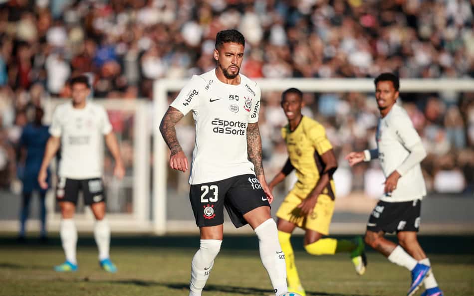 Matheus Pereira exalta Diniz e vê Corinthians 'pronto' para o segundo semestre