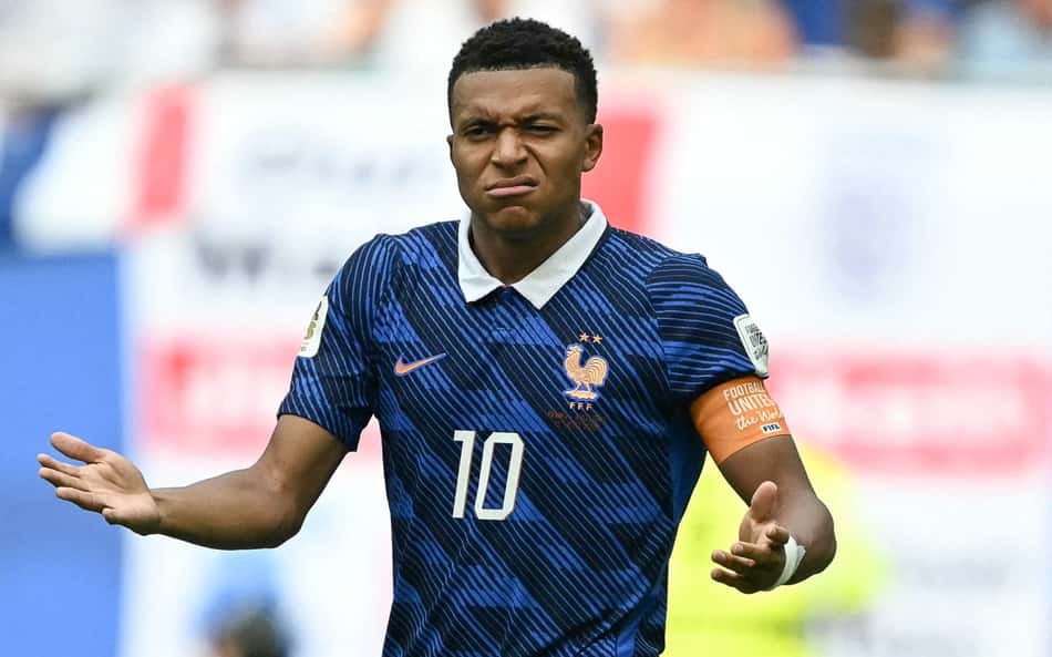 Olise e Mbappé batem recordes de Pelé e Messi, mas França encerra Copa do Mundo em baixa