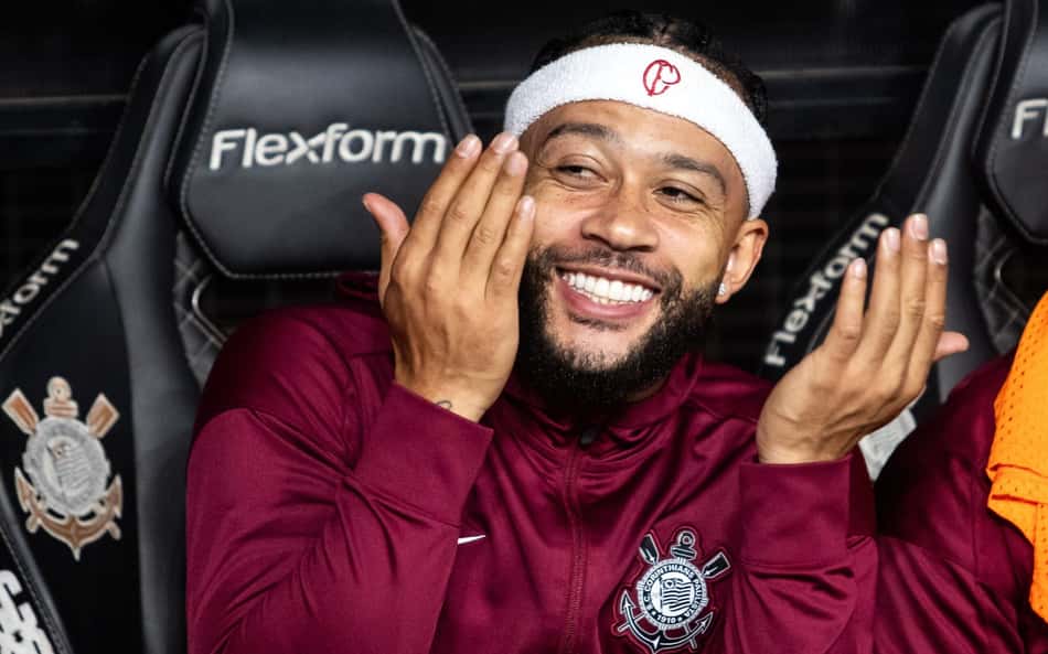 Memphis propõe contrato de três anos, redução salarial e ajuda ao Corinthians
