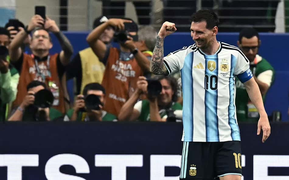 Quantos gols Messi tem na carreira? Confira números