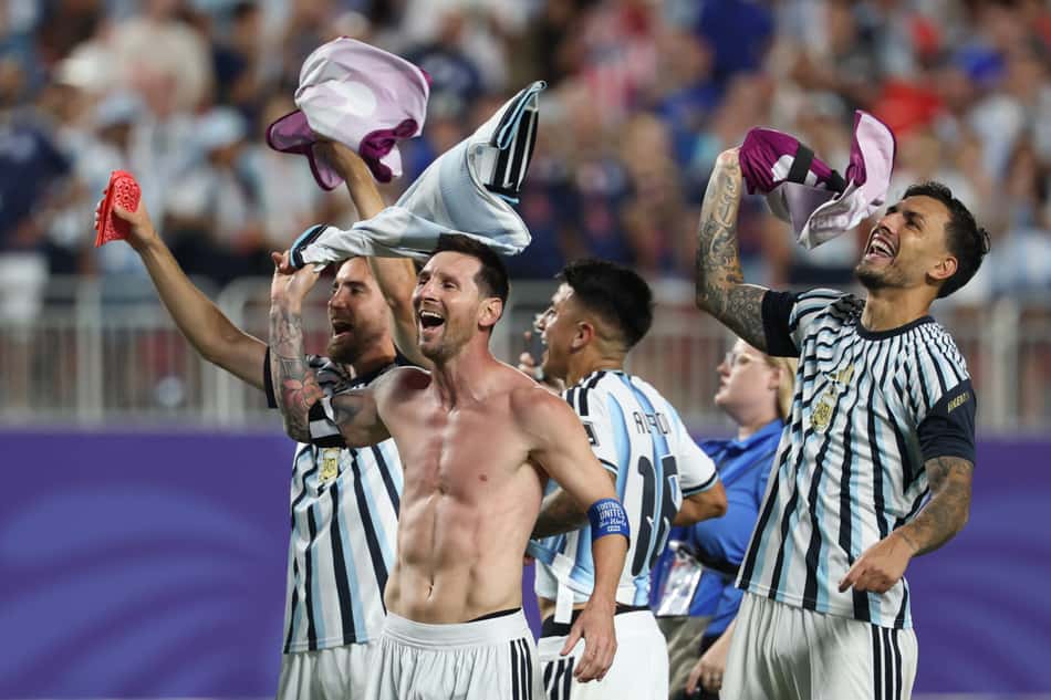 Messi e jogadores da Argentina comemoram classificação à semifinal da Copa do Mundo