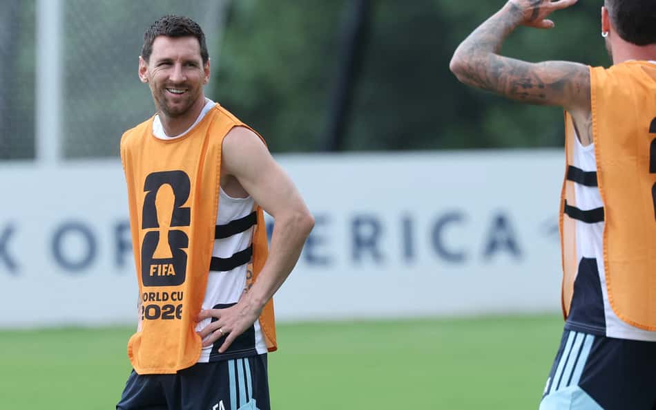 Messi joga? Argentina surpreende e faz uma mudança para enfrentar a Inglaterra