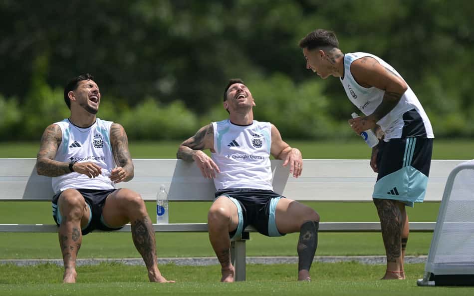 Música no vestiário e treino: Argentina tem dia leve após vaga na final da Copa