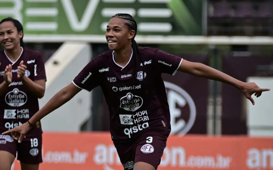 Zagueira da Ferroviária, Monique projeta duelo decisivo na Copa do Brasil Feminina