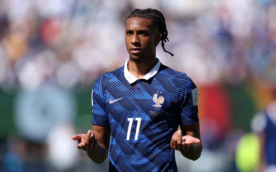Campeão da Copa do Mundo com a França, Henry se rende a Olise: 'É um monstro'