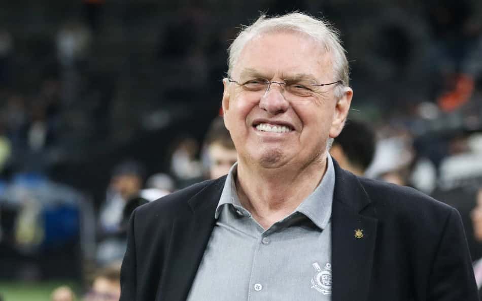 Osmar Stabile, presidente do Corinthians, antes da partida contra o Remo