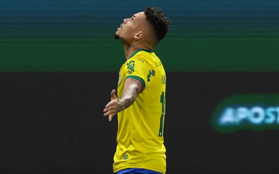 Paulinho, atacante do Palmeiras