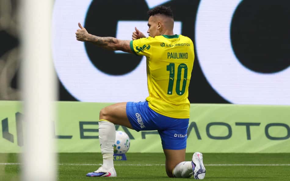 Paulinho, atacante do Palmeiras