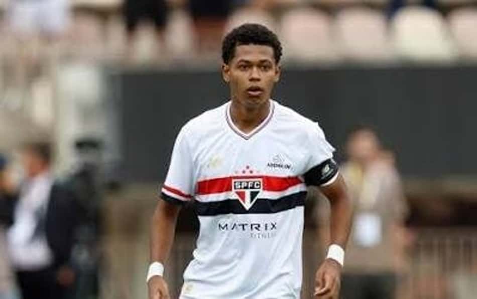 Paulinho pelo São Paulo