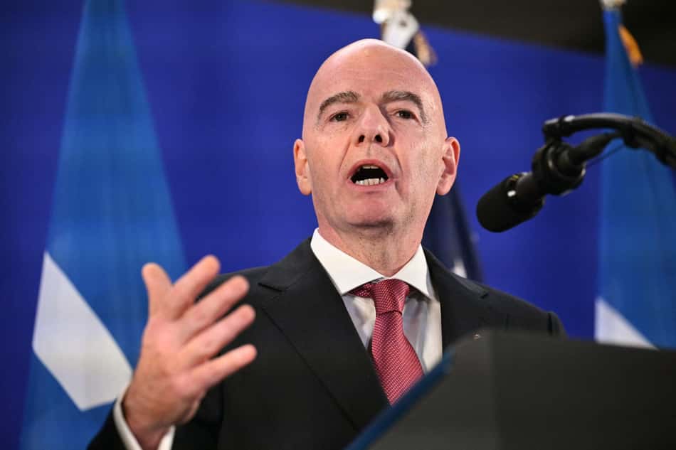 Presidente da Fifa, Gianni Infantino discursa durante evento nos Estados Unidos antes da final da Copa do Mundo entre Espanha e Argentina