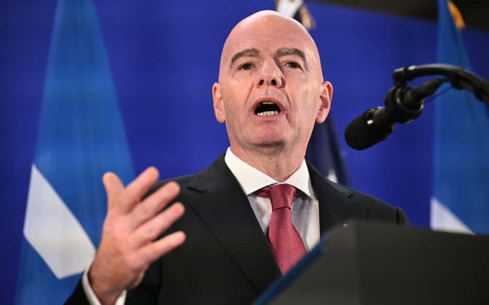 Presidente da Fifa, sobre final da Copa entre Espanha e Argentina: 'Benção'