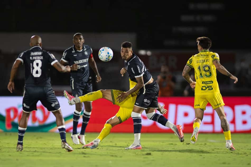 Mirassol e Remo pelo Campeonato Brasileiro