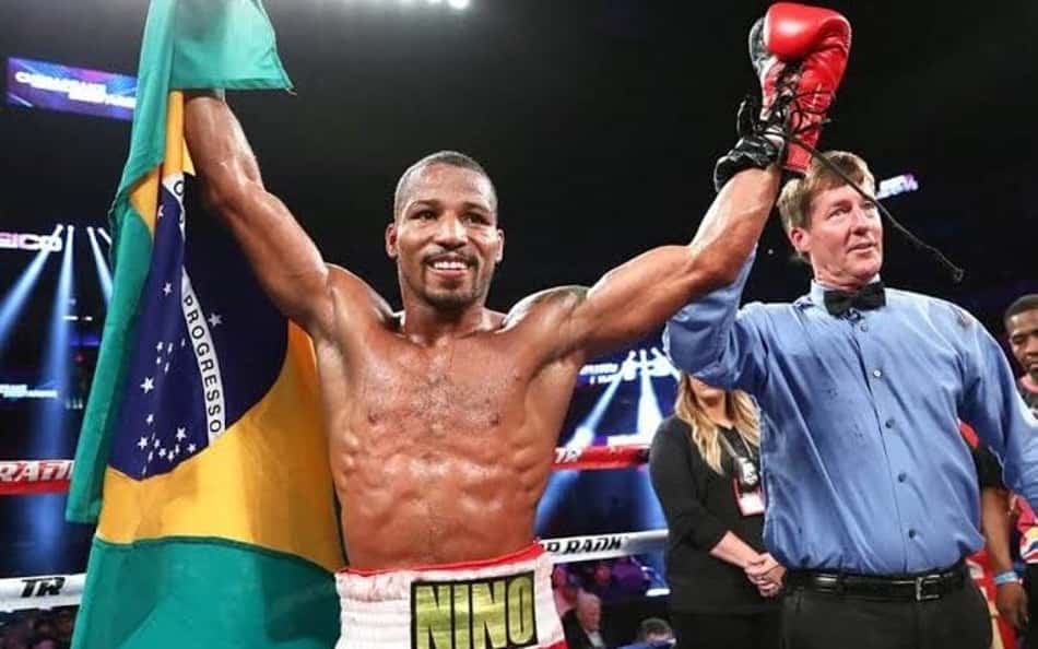 Combate transmite disputa de cinturão e semifinais do Fight do Milhão