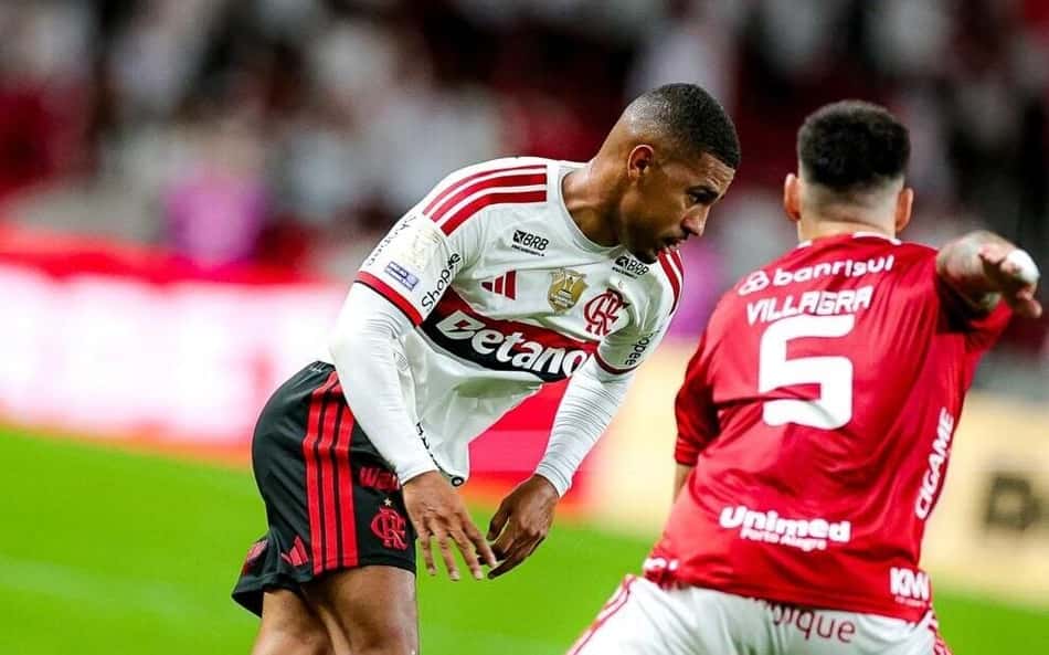 Samuel Lino durante Internacional x Flamengo
