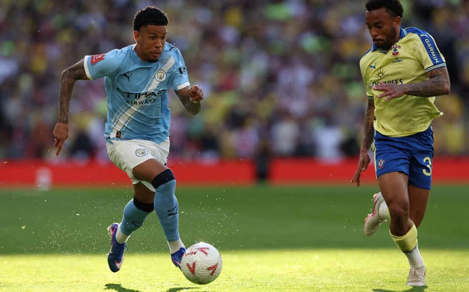 Savinho em ação no duelo entre Manchester City x Southampton