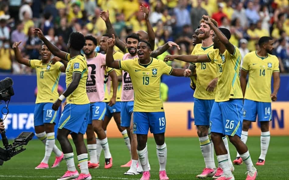 Seleção Brasileira quebrou uma escrita de 24 anos nesta Copa do Mundo. (Foto: Paul ELLIS / AFP)